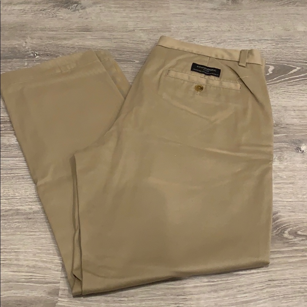 Banana Republic aiden chino